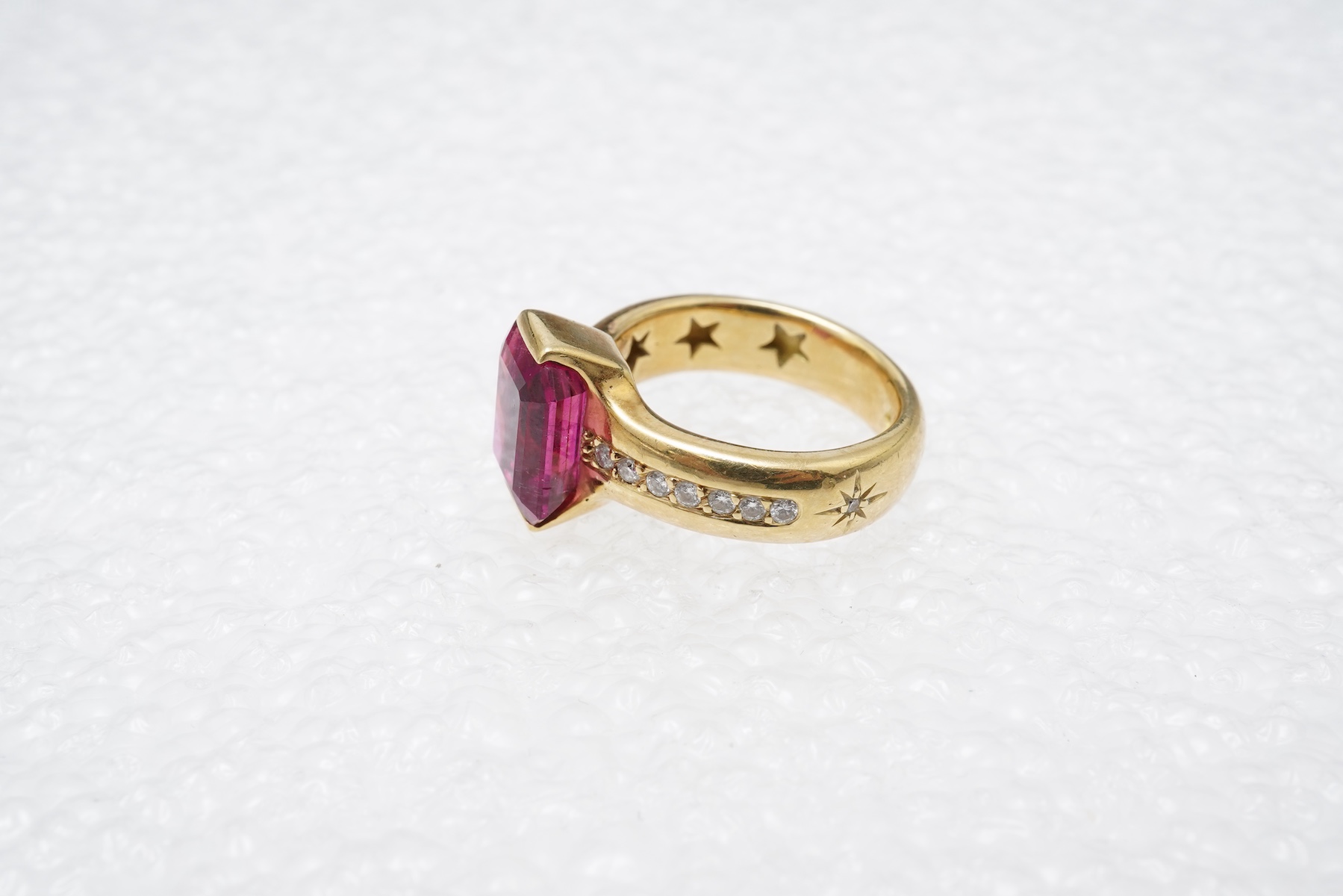 A rubellite tourmaline and diamond ring